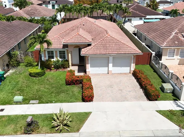 2927 SW 145th Ct, Miami, FL 33175