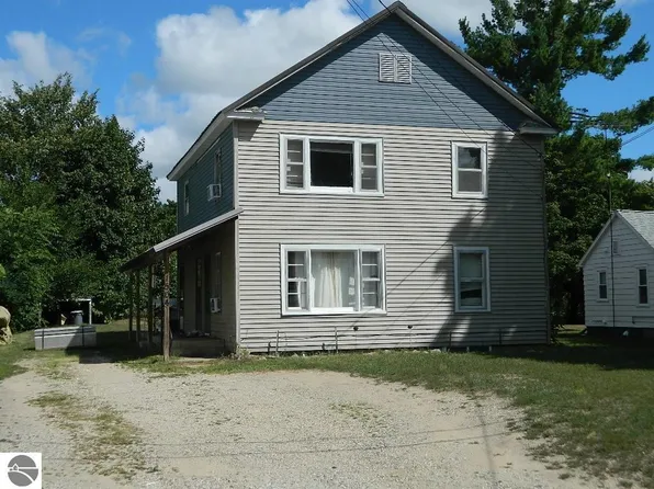 1504 W Lyons St, Mount Pleasant, MI 48858