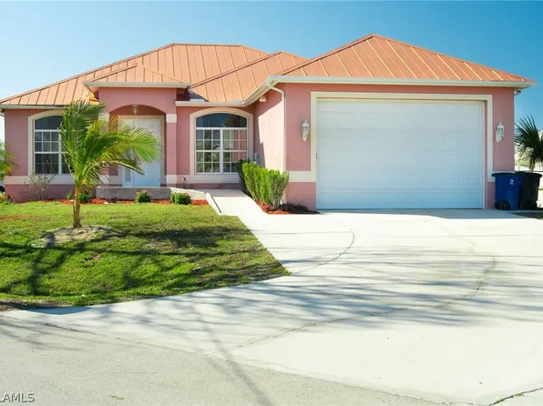 2271 Cactus Point Ln, Saint James City, FL 33956