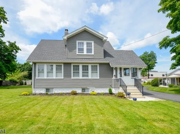 4 Arlington Pl, Riverdale Boro, NJ 07457
