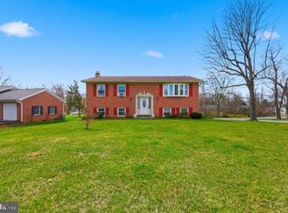 530 Tuscawilla Dr, Charles Town, WV 25414