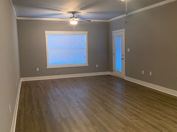 3rd image of 2940 Highway 31 W APT M101