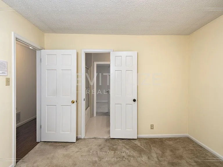 962 Lansdale Ct — Photo 40