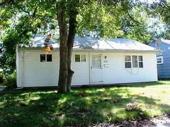 7143 Hemlock Ave, Gary, IN 46403