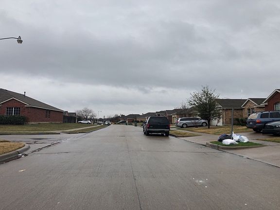 4th image of 807 Plumeria Dr