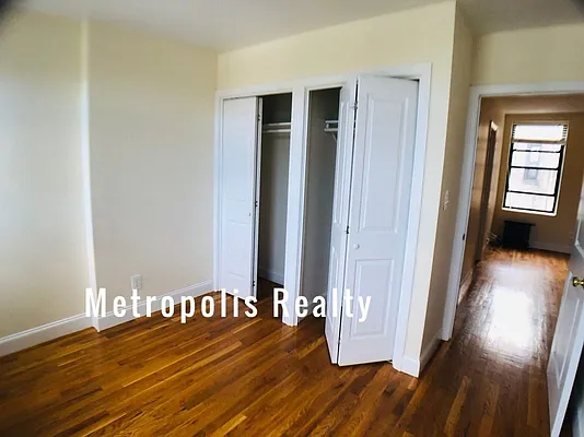 Rented by Metropolis International Realty Inc. | media 17