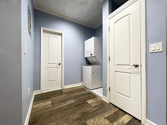 Rented by Bohemia Realty Group | media 7