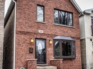 2150 N Claremont Ave, Chicago, IL
