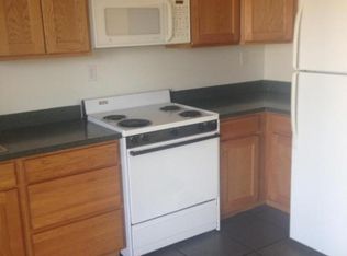 410 E Peppertree Ave, Apache Junction, AZ 85119