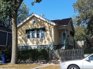 1820 E Thomas Ave, Milwaukee, WI 53211