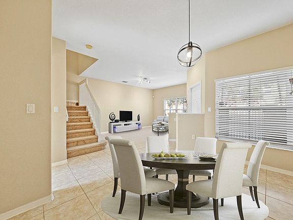4th image of 152 Lake Monterey Cir