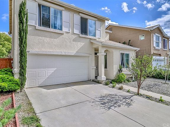 3rd image of 12257 Willowbend Ln
