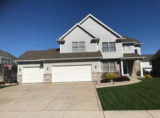 12743 Massachusetts St, Crown Point, IN 46307