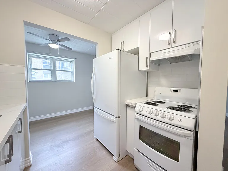 19 Empire St #5 — Photo 8