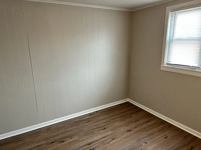 308 E Walnut St — Photo 6