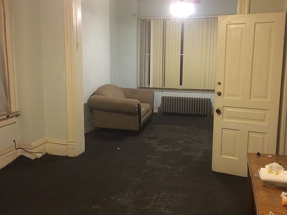 5th image of 1511 N Fairfield Ave
