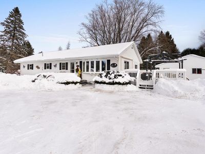 5425 Old Q ROAD, Manitowoc, WI, 54220