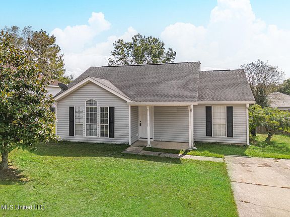 2nd image of 12084 Five Oaks Dr