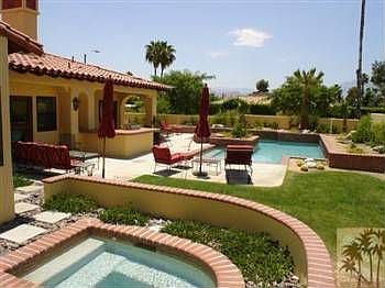 2nd image of 1111 Villa Plz