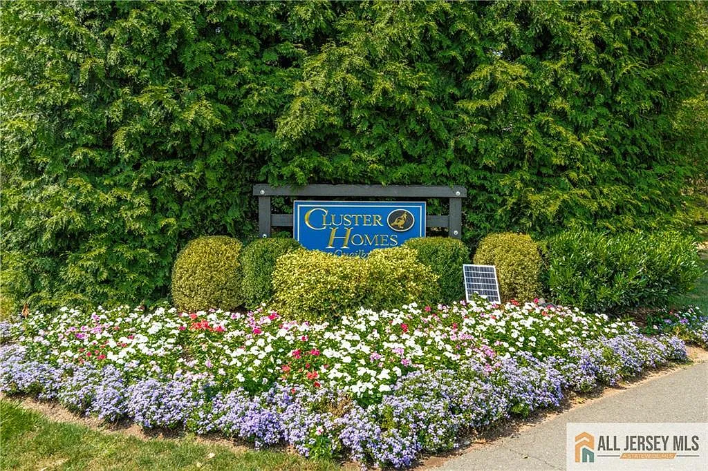 2 bed, 2.5 bath, 1336 sqft, $3,500 — Photo 1