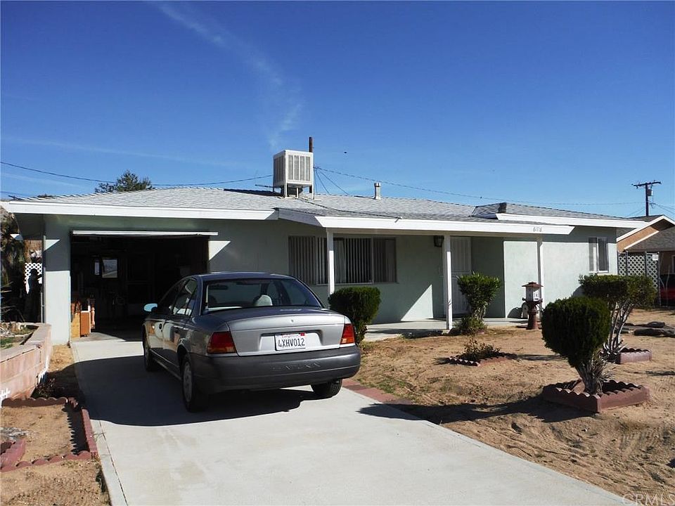 1st image of 61718 Petunia Dr