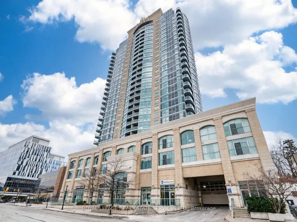 9 George St N #1602, Brampton, ON L6X 0T6