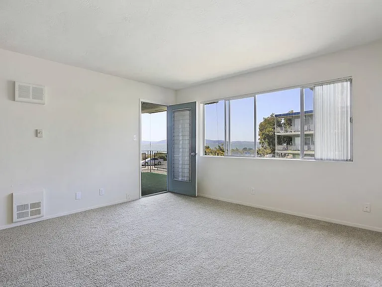 The Waterfront Apartments — Photo 9