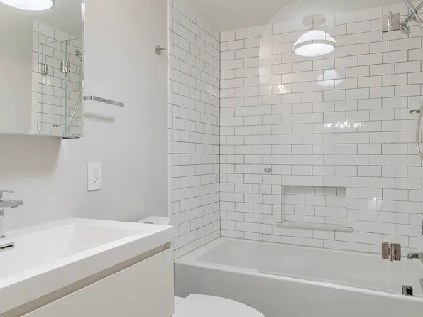 407 East 12th Street image 11 of 12