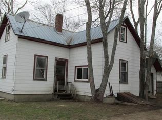 37 Deering St, Norway, ME 04268