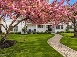 12 Elmwood Ln, Fair Haven, NJ 07704