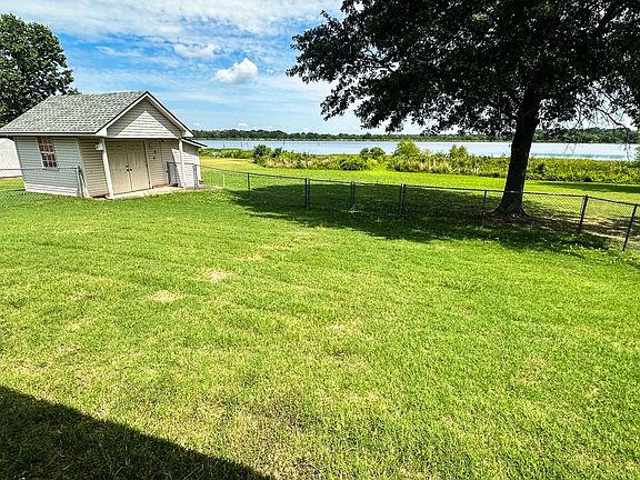 2nd image of 3140 Eagle Dr
