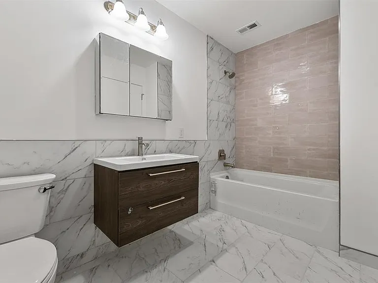 508 Central Ave #204 — Photo 4
