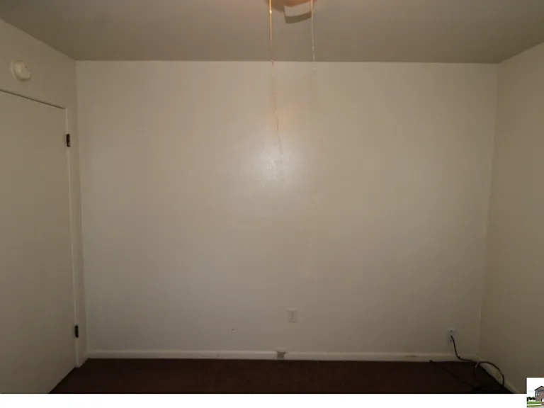 304 Ridge St — Photo 36