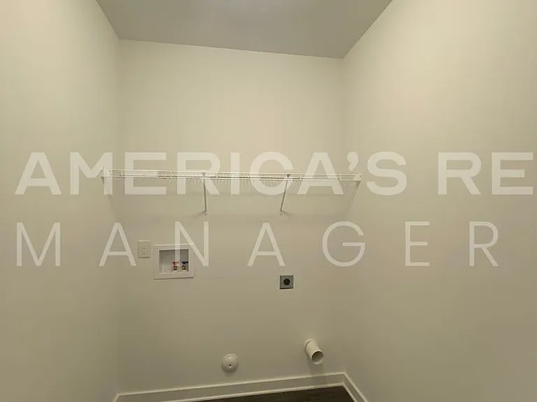145 White Oak Cir — Photo 26