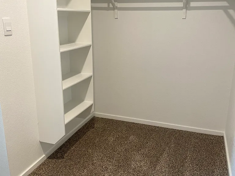 509 Pickel Dr — Photo 15
