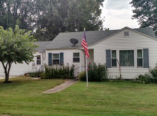 405 W 13th St, Lamar, MO 64759
