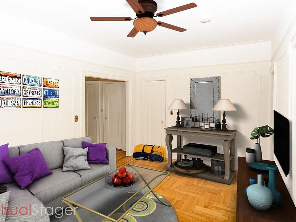 1st image of 2428 27th St APT 2B