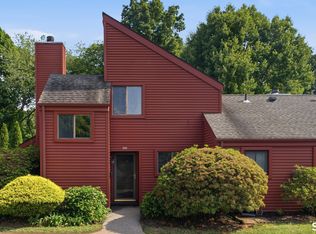 298 Hollister Way W #298, Glastonbury, CT 06033