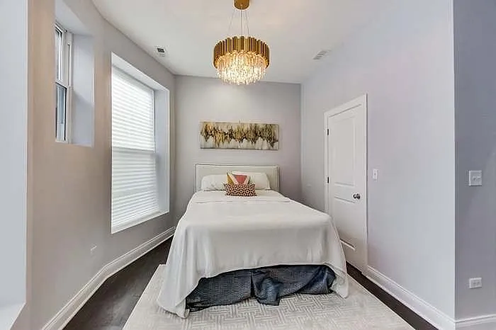 4516 S King Dr #3 — Photo 9