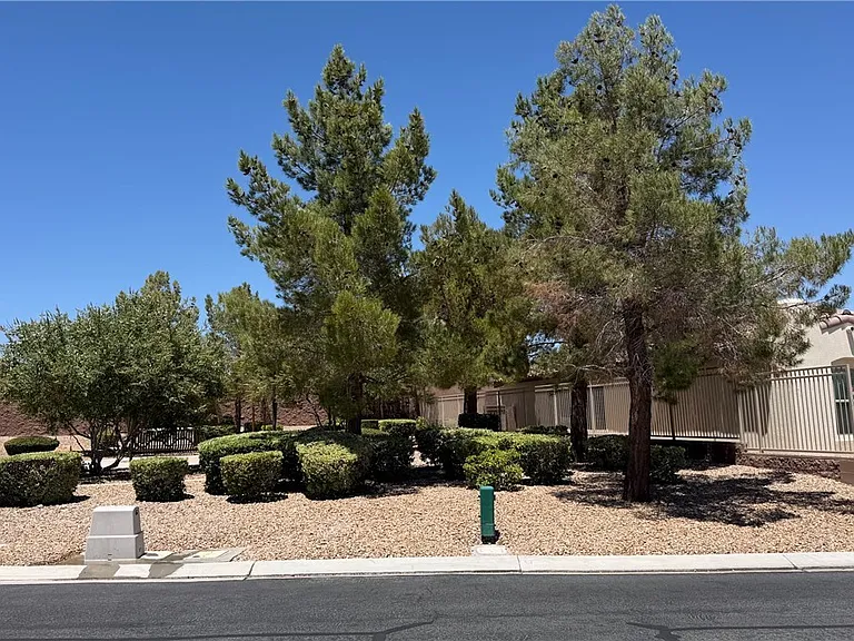3752 Citrus Heights Ave — Photo 2