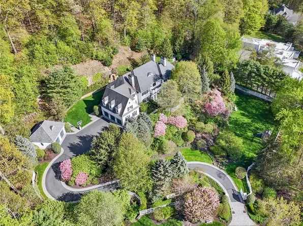 3 Sunrise Drive, Armonk, NY 10504