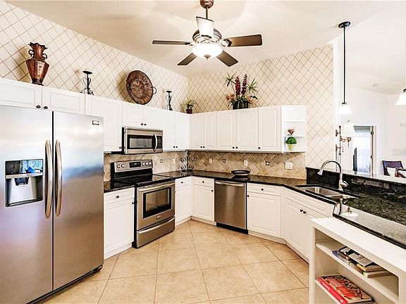 5th image of 304 Islamorada Blvd