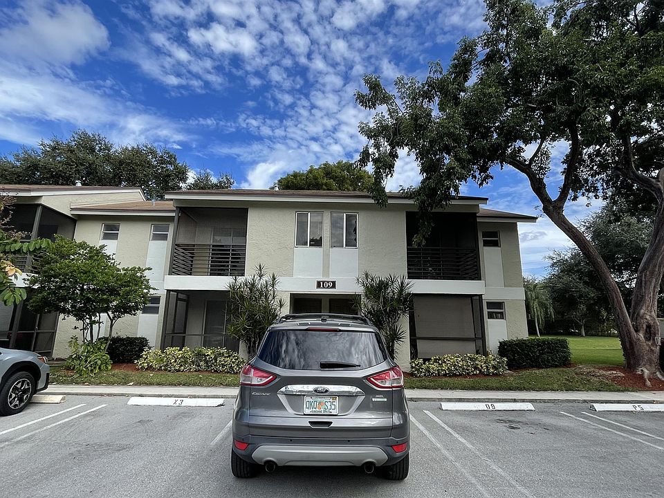 1st image of 109 Gardens Dr #203-1