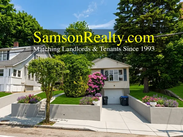 1189 Smith St, Providence, RI 02908
