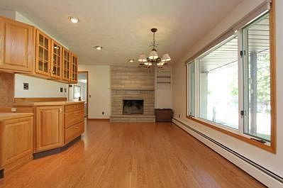 2nd image of 16601 Shaner Ave NE