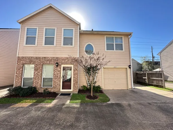 2213 Naomi St, Houston, TX 77054