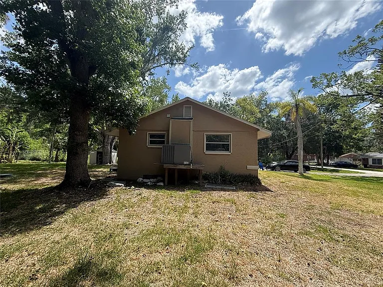 9029 Maiden Ln — Photo 9