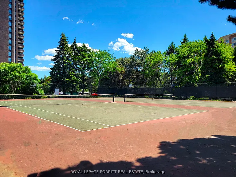 1535 Lakeshore Rd E #1704 — Photo 35