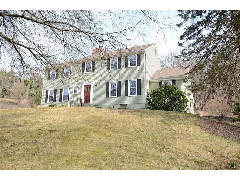 322 Hallsborough Dr photo 1