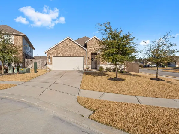 20104 Crystal Falls Ct, Montgomery, TX 77316